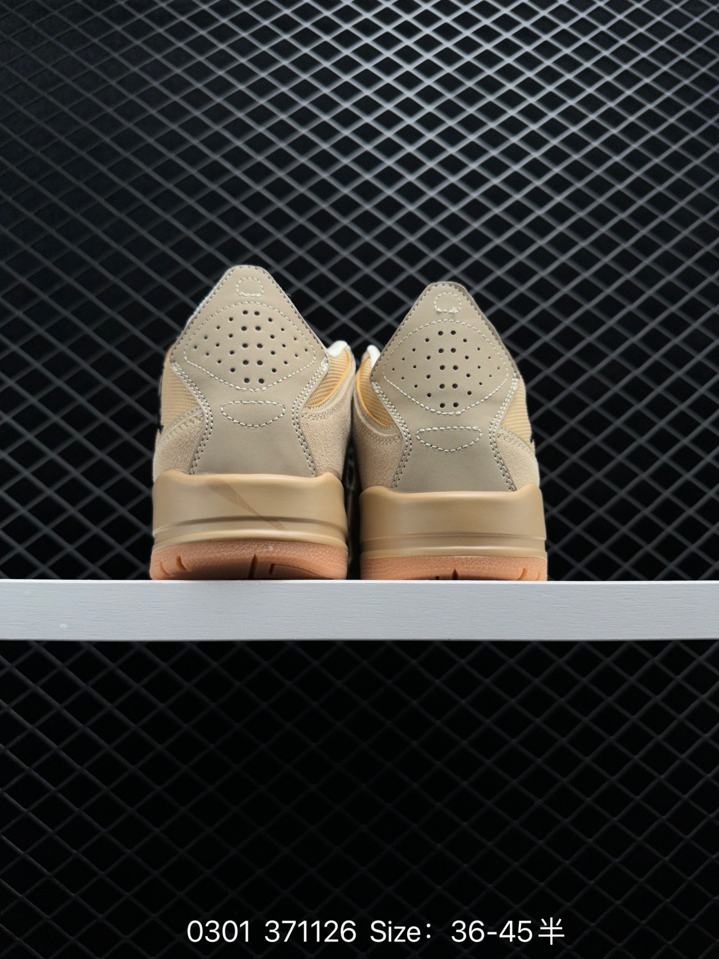 Nike AIR JORDAN COURTSIDE 23